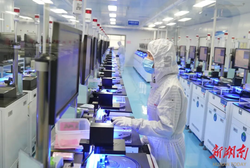 �����ձ�Ҫ��ͷ��ح�������Ѿ��ŵ�4���ˡ���������PCB��ҵ����ͣ�����ó��