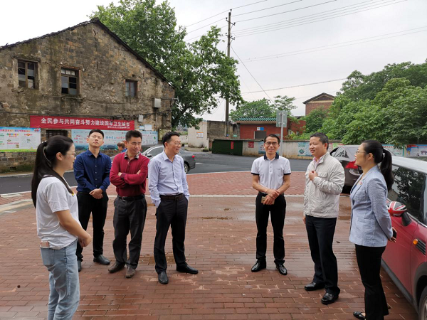 市委组织部副部长彭伟才调研玉马庄小区党群服务站建设